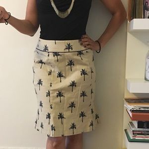 Écrue skirt with palm tree print